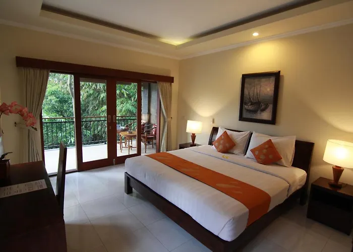 Ketut Kasta Pensión 3*